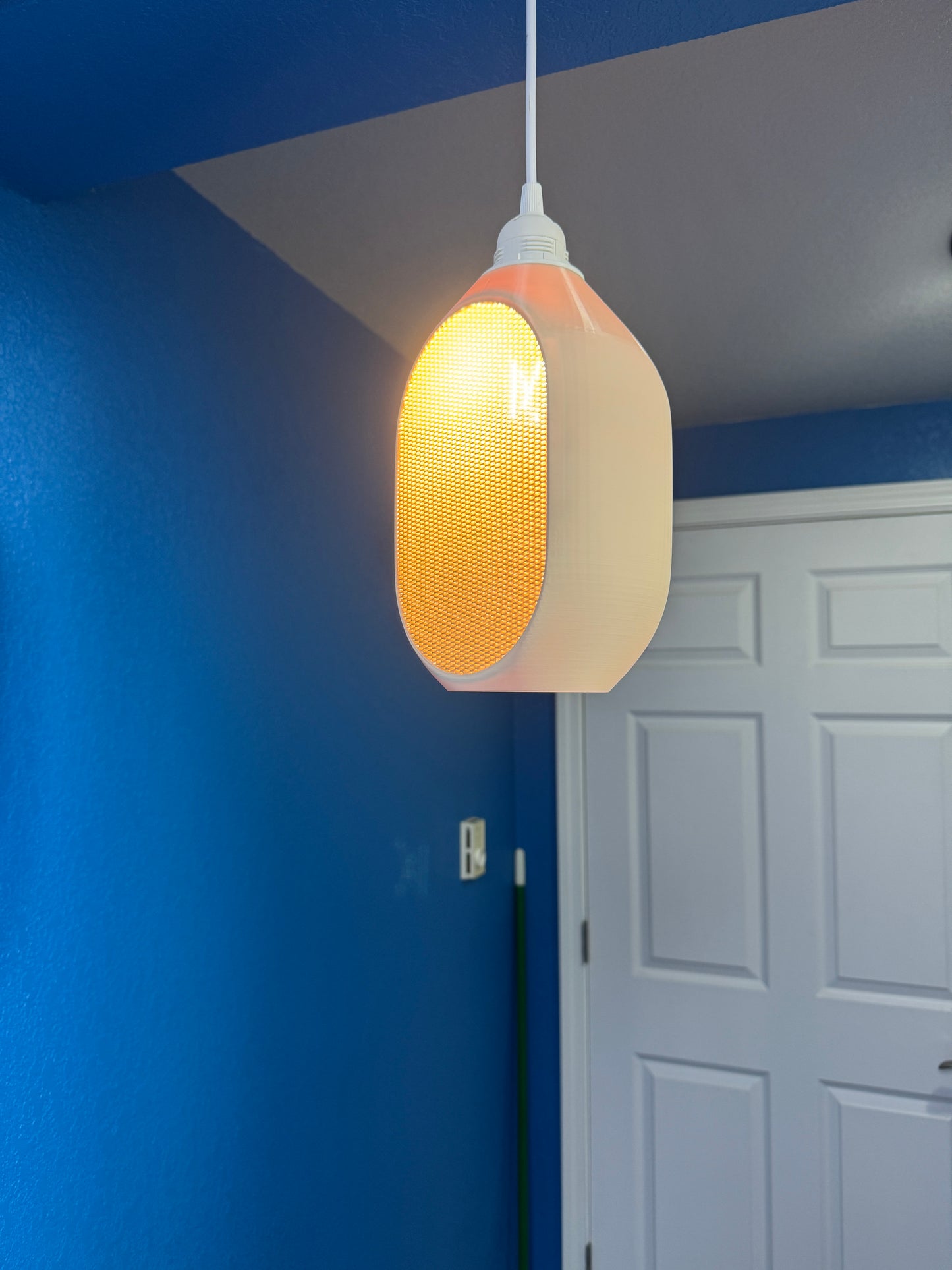 SKEP Pendant Light